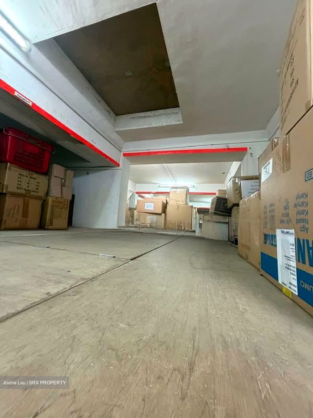 Middle Road (D7), Office #575268041